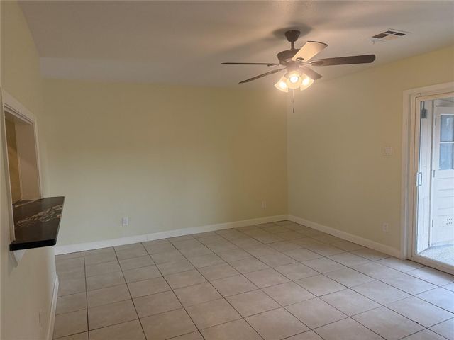 6525 Renwick Drive A, Houston, TX 77081