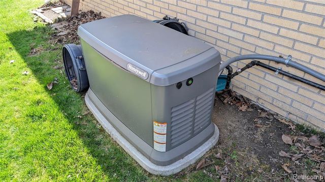 21562 Winshall Court, Saint Clair Shores, MI 48081