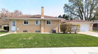 21562 Winshall Court, Saint Clair Shores, MI 48081