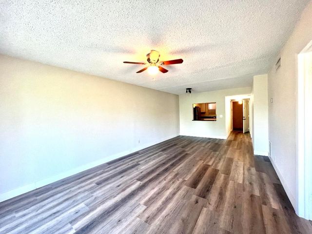 120 Sparrow Drive 302, Royal Palm Beach, FL 33411