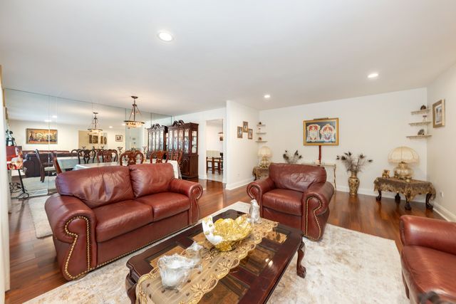 15542 Catalina Court, Orland Park, IL 60462