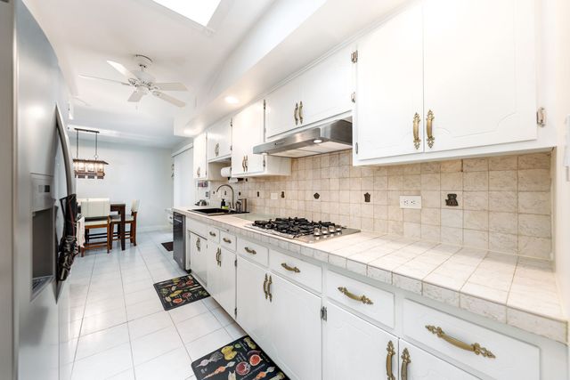 15542 Catalina Court, Orland Park, IL 60462