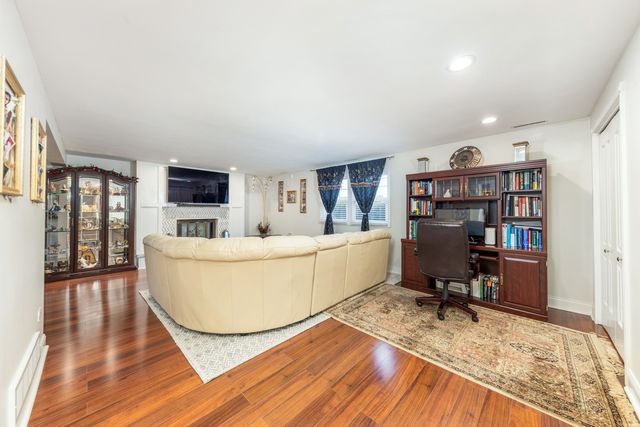 15542 Catalina Court, Orland Park, IL 60462