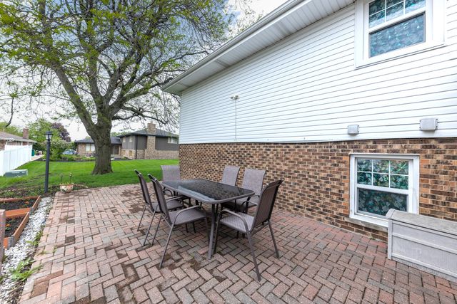 15542 Catalina Court, Orland Park, IL 60462