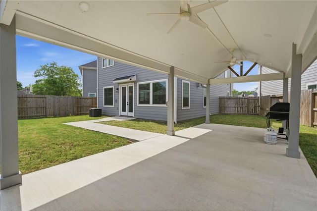 4903 Curiosity Court, Houston, TX 77069