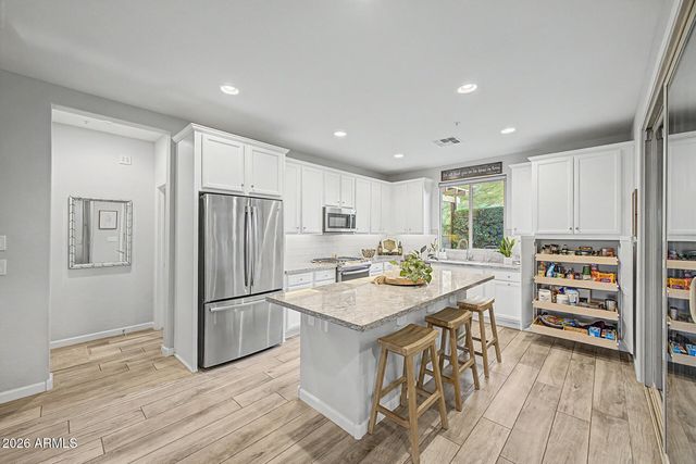 13177 W Hummingbird Terrace, Peoria, AZ 85383