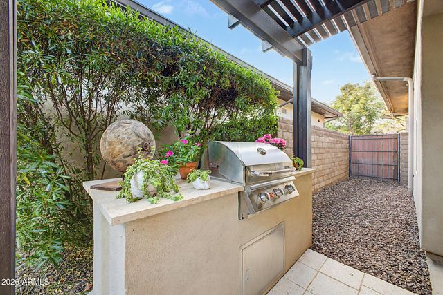 13177 W Hummingbird Terrace, Peoria, AZ 85383