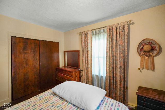 100 N 6th Avenue, Beech Grove, IN 46107