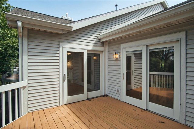 117 Oak Grove Drive, Madison, WI 53717