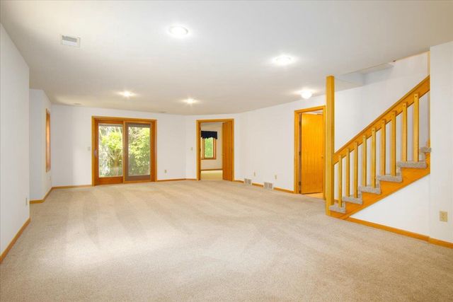 117 Oak Grove Drive, Madison, WI 53717