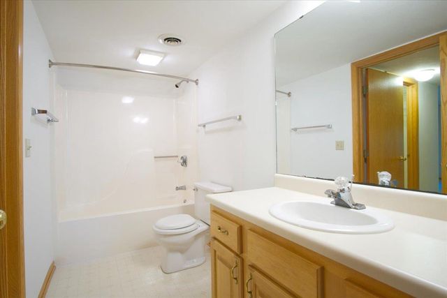 117 Oak Grove Drive, Madison, WI 53717