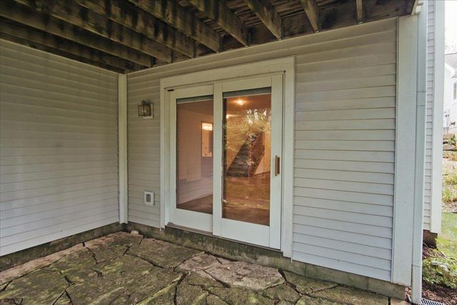 117 Oak Grove Drive, Madison, WI 53717