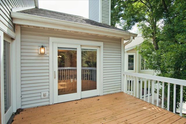 117 Oak Grove Drive, Madison, WI 53717