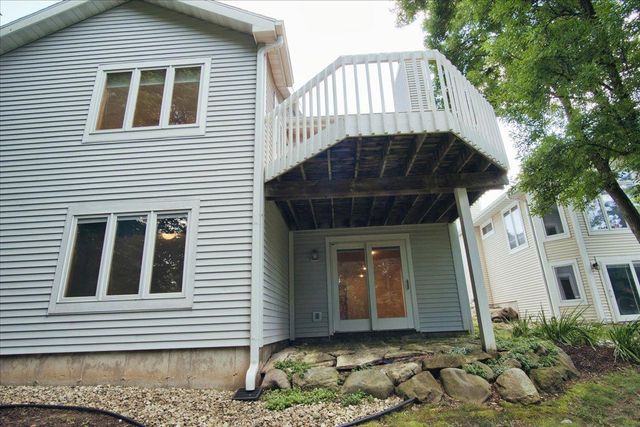 117 Oak Grove Drive, Madison, WI 53717