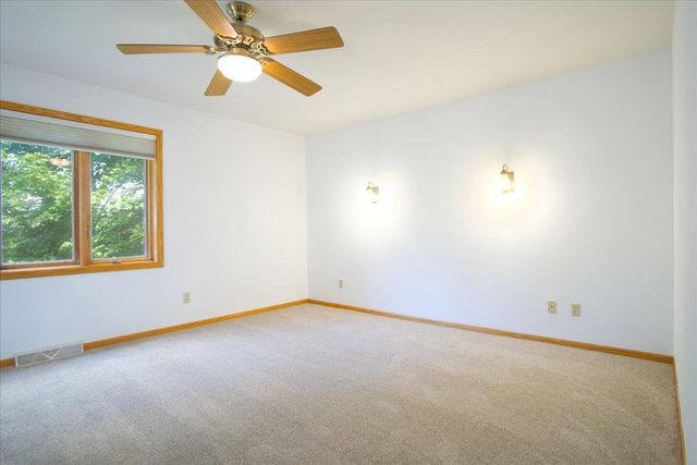 117 Oak Grove Drive, Madison, WI 53717