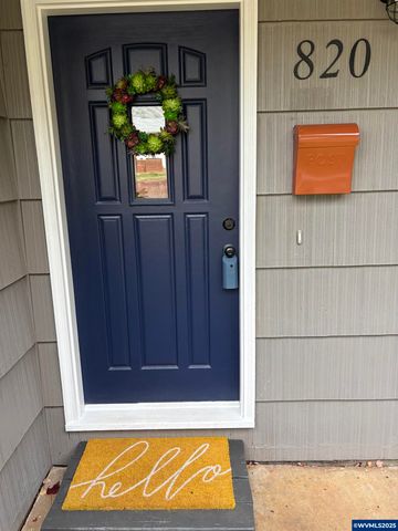 820 West Vista Av S, Salem, OR 97302