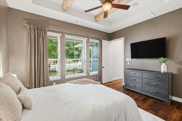 6000 Monterey Mews, North Richland Hills, TX 76180