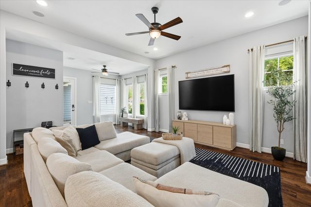6000 Monterey Mews, North Richland Hills, TX 76180