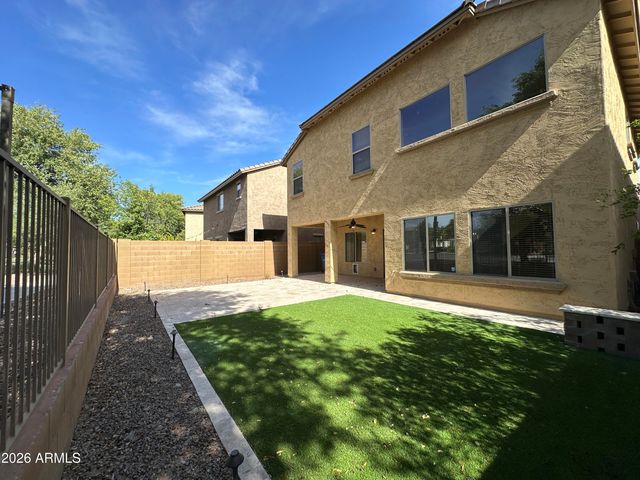 2138 W MARCONI Avenue, Phoenix, AZ 85023