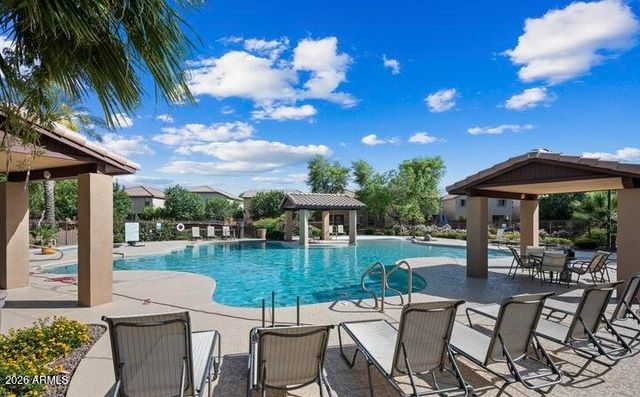 2138 W MARCONI Avenue, Phoenix, AZ 85023