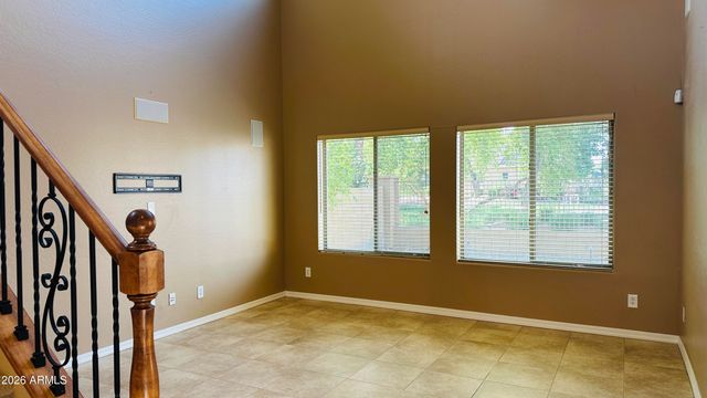 2138 W MARCONI Avenue, Phoenix, AZ 85023