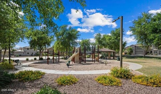 2138 W MARCONI Avenue, Phoenix, AZ 85023
