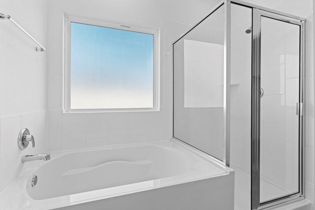 9019 Rose Water, Iowa Colony, TX 77583