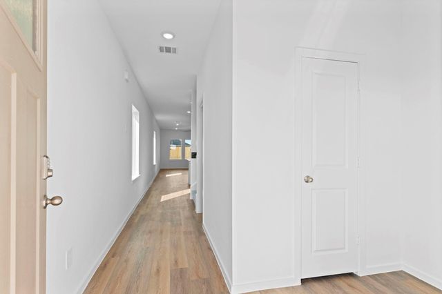 9019 Rose Water, Iowa Colony, TX 77583