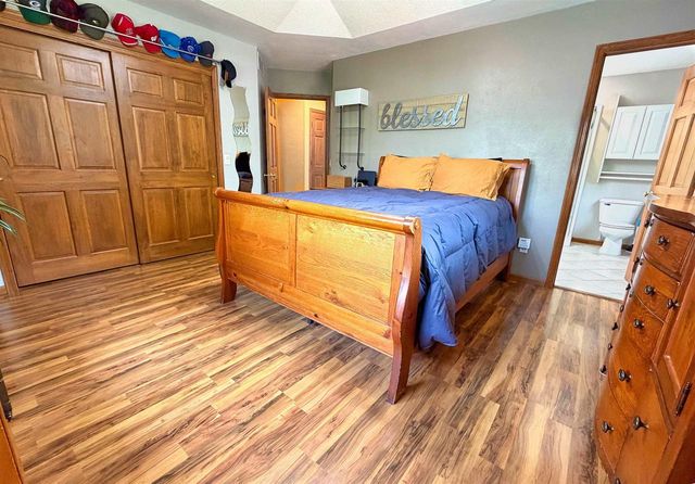 90 ROLLING GREEN CIRCLE, Oshkosh, WI 54904
