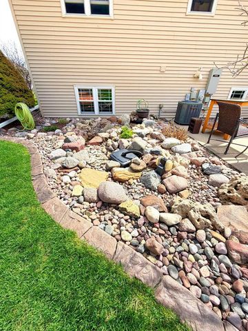 90 ROLLING GREEN CIRCLE, Oshkosh, WI 54904