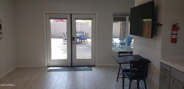 4440 E Campbell Avenue, Phoenix, AZ 85018