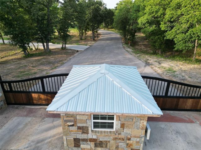 1000 Woodland Road, Weatherford, TX 76088