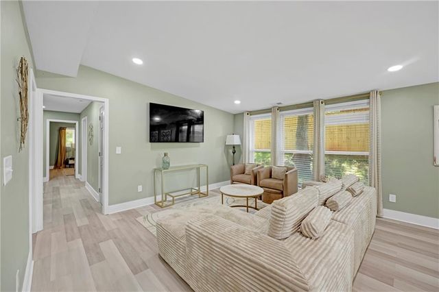 2047 Boulderview SE Drive, Atlanta, GA 30316