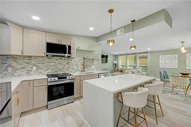 2047 Boulderview SE Drive, Atlanta, GA 30316