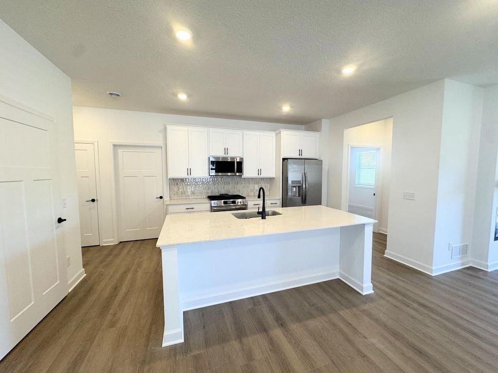 750 Vista Court, Hanover, MN 55341 — photo 2