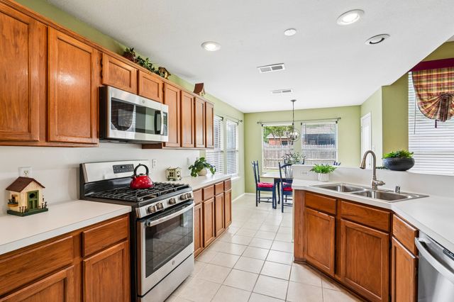 2705 Burning Tree, Mckinney, TX 75072