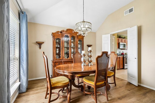 2705 Burning Tree, Mckinney, TX 75072