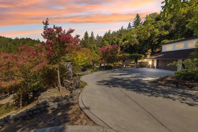 400 Dorrance Road, Boulder Creek, CA 95006