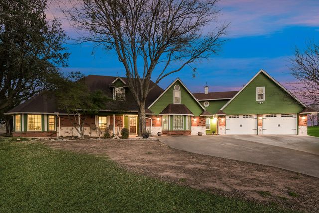 103 S Haven Place, Waxahachie, TX 75165