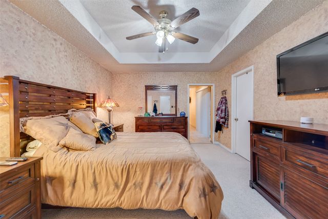 103 S Haven Place, Waxahachie, TX 75165