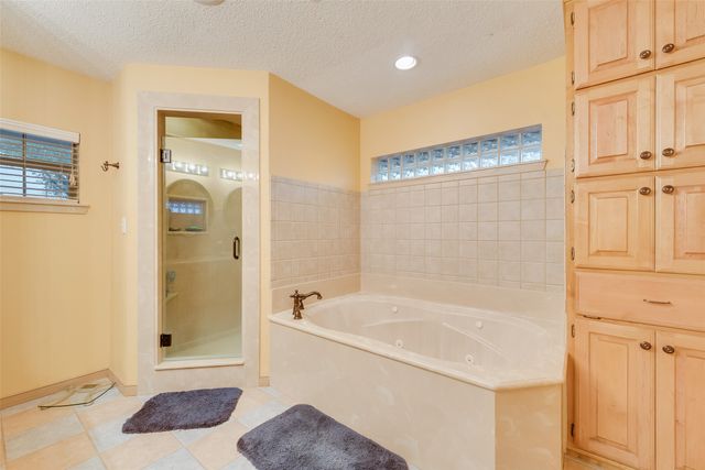 103 S Haven Place, Waxahachie, TX 75165
