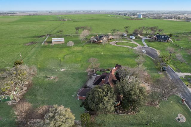 103 S Haven Place, Waxahachie, TX 75165