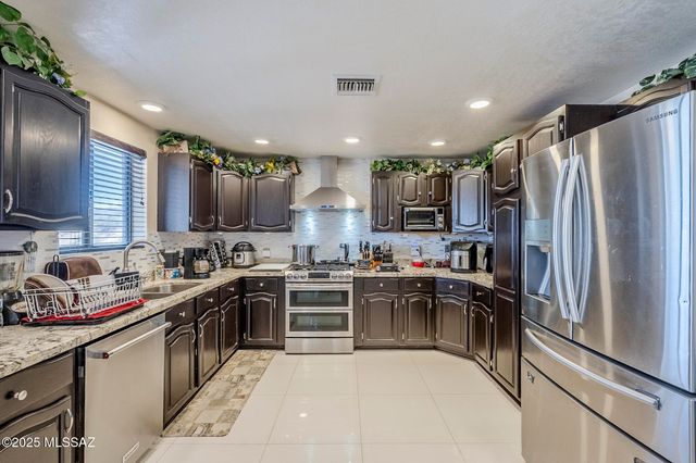 333 Valley View Drive, Rio Rico, AZ 85648