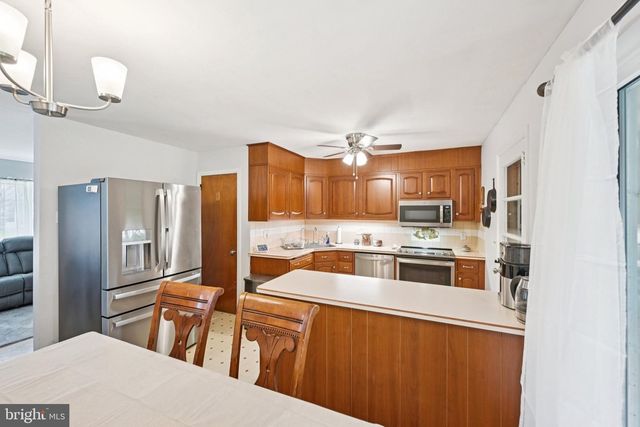 1511 CHERRY LN, Pottstown, PA 19464