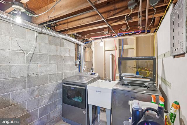 1511 CHERRY LN, Pottstown, PA 19464