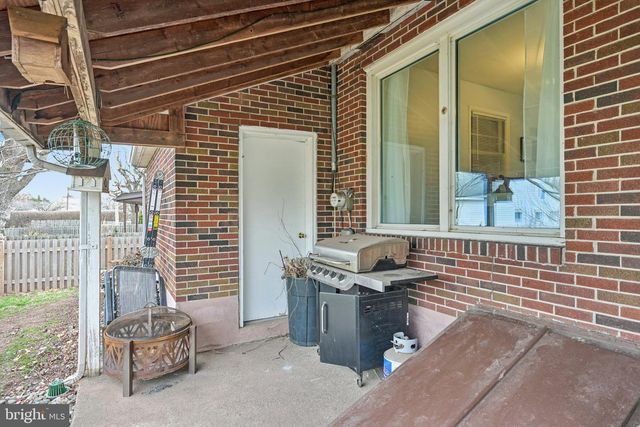 1511 CHERRY LN, Pottstown, PA 19464