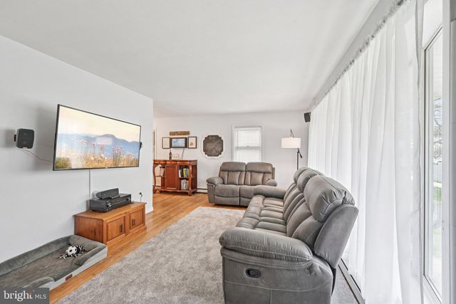 1511 CHERRY LN, Pottstown, PA 19464