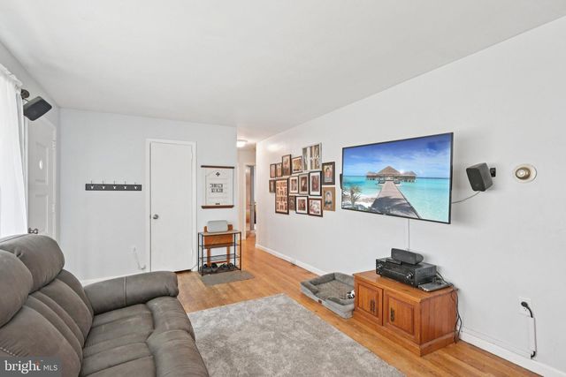 1511 CHERRY LN, Pottstown, PA 19464