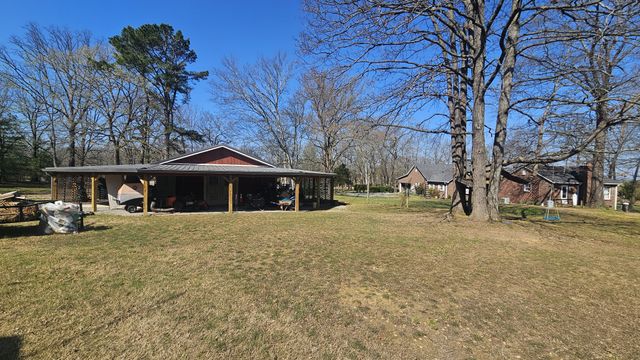 2769 New Hall Rd, Greenbrier, TN 37073