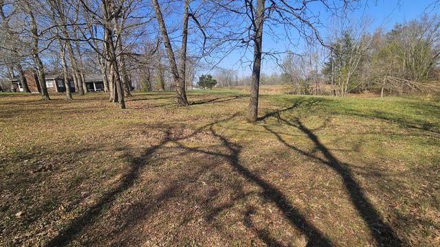 2769 New Hall Rd, Greenbrier, TN 37073